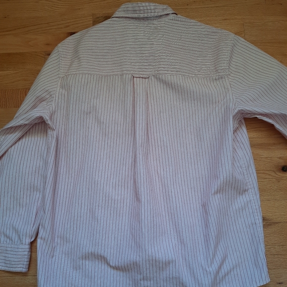 Bundle of 2 dress shirts - Picture 7 of 7